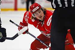 Андрей Галушкин провёл 100-й матч в ВХЛ